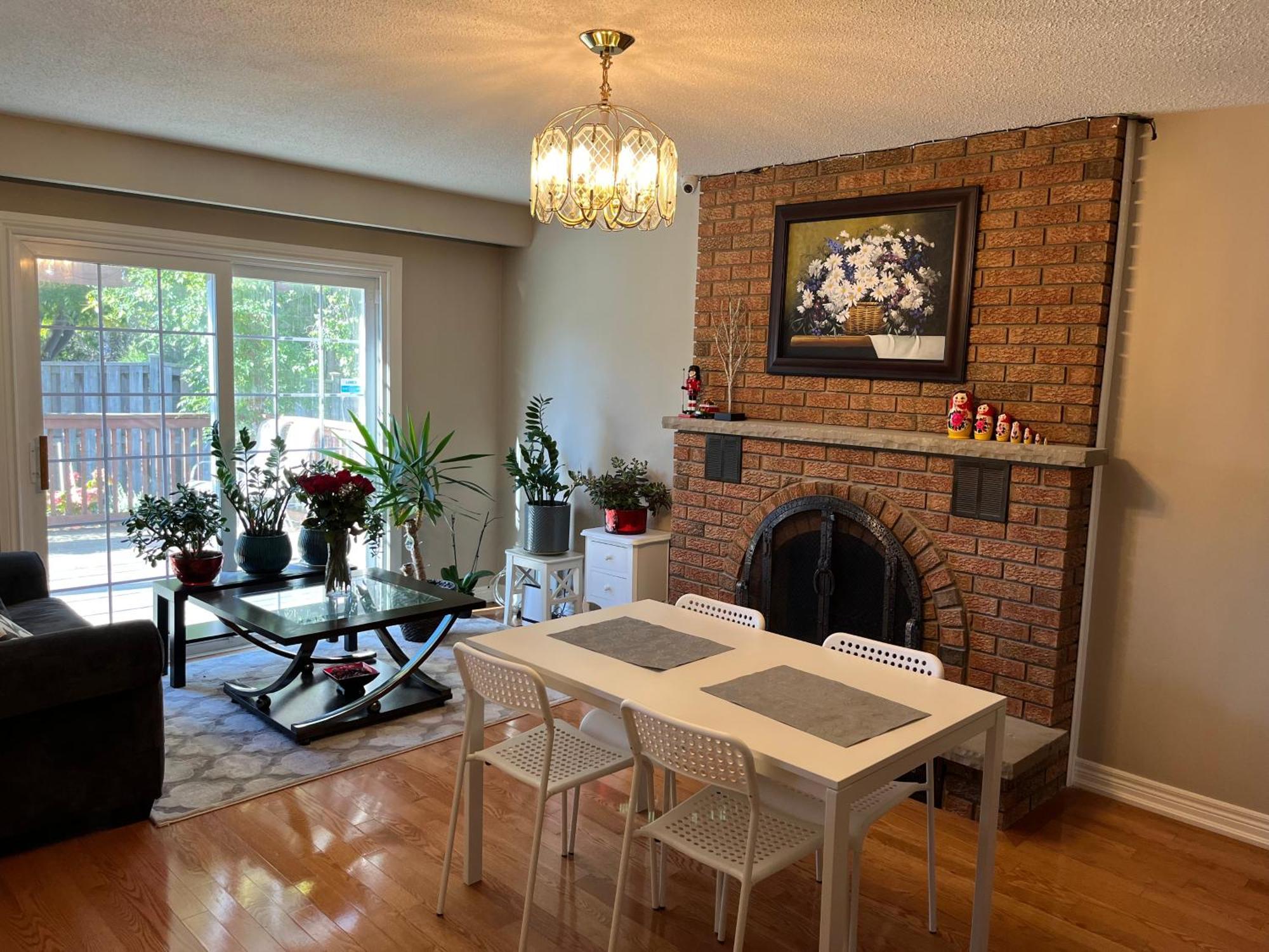 Comfort Rooms Near Toronto Airport 密西沙加 外观 照片